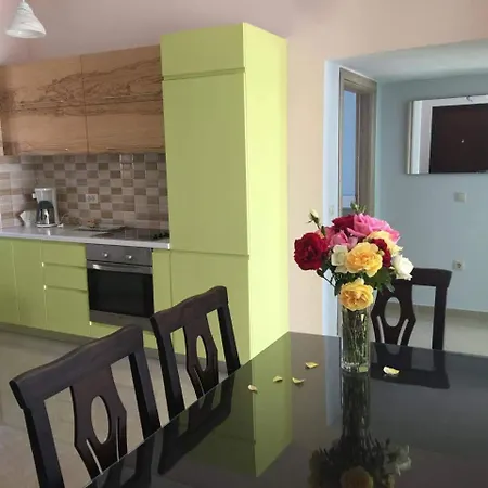 Anna Apartment